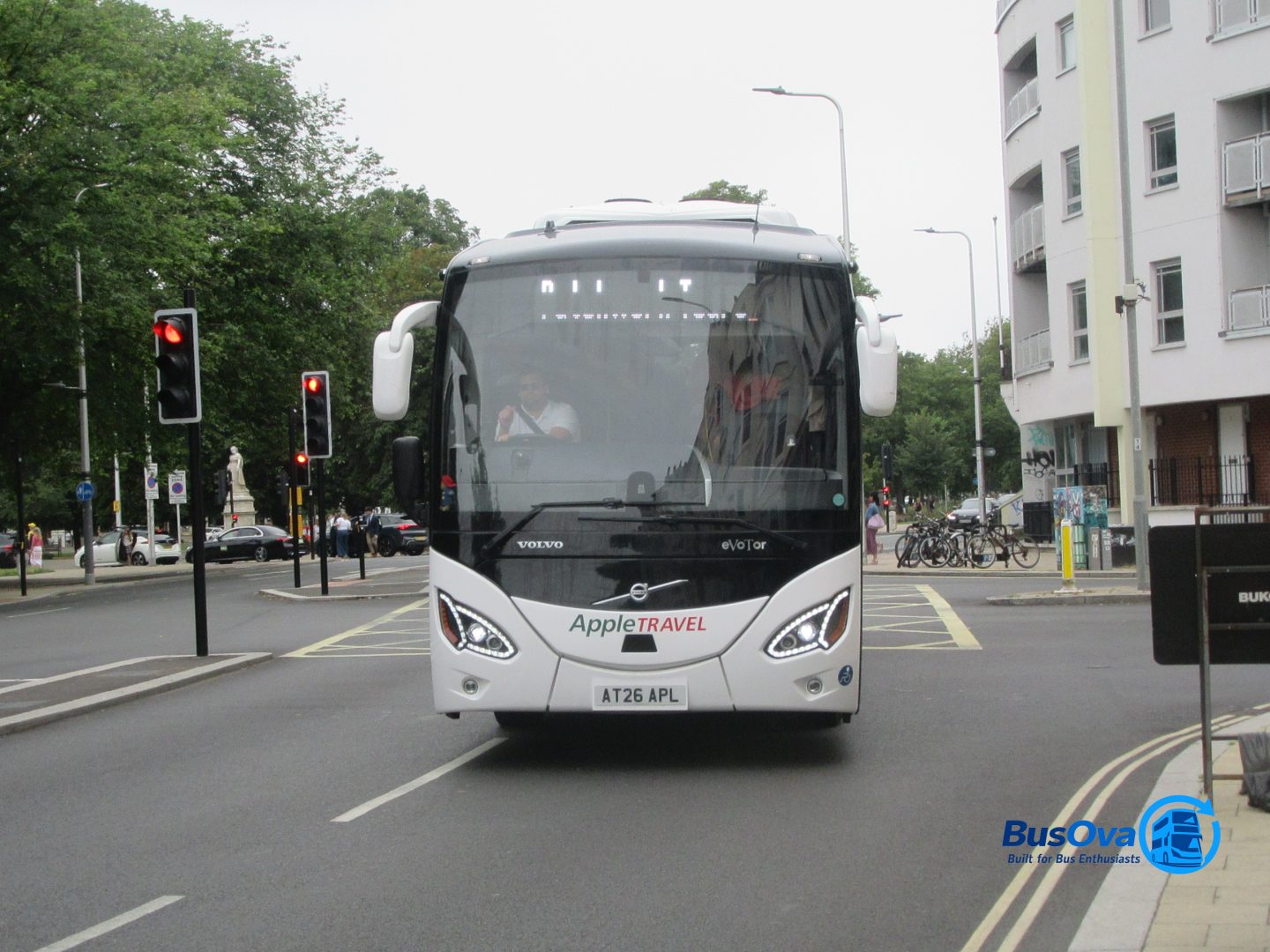 Bus photo 1