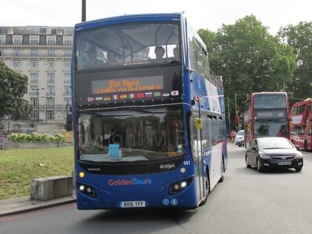 Bus photo 1