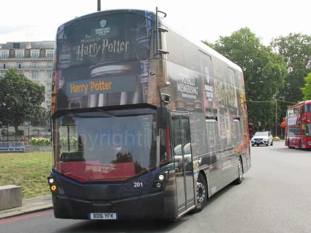 Bus photo 1