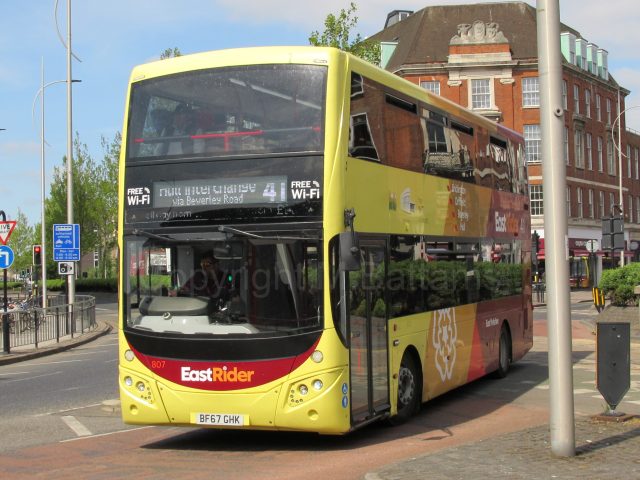 Bus photo 1