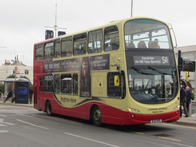 Bus photo 1