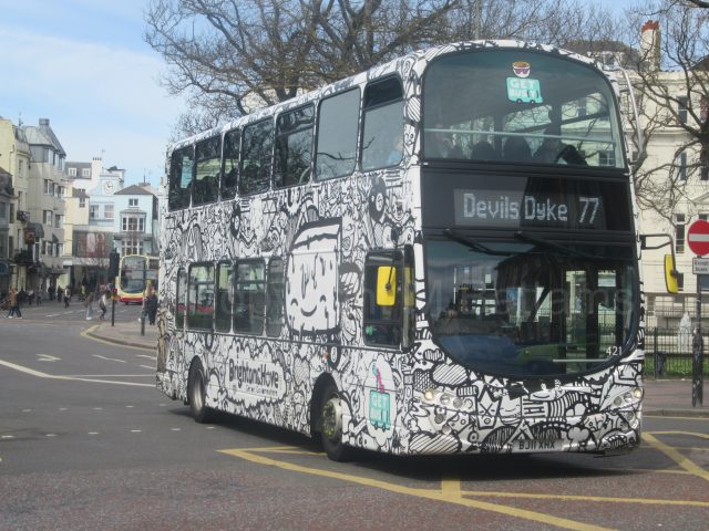 Bus photo 8