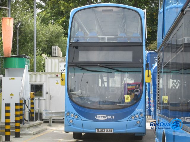 Bus photo 1
