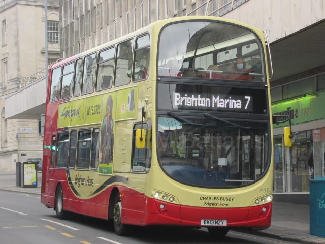 Bus photo 1