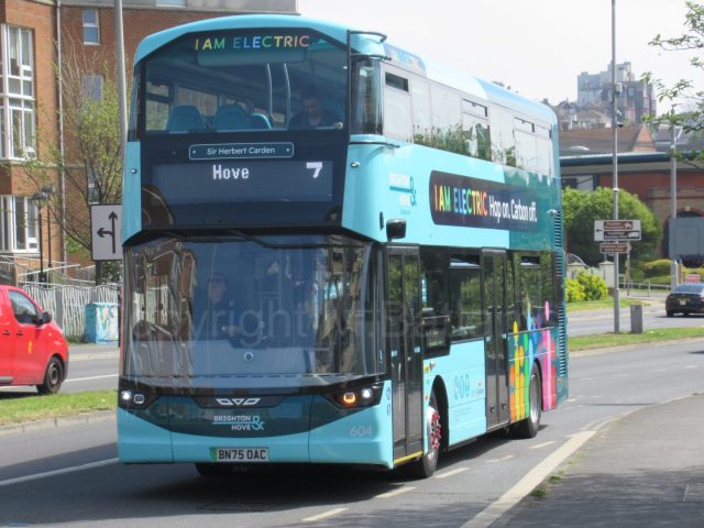 Bus photo 1
