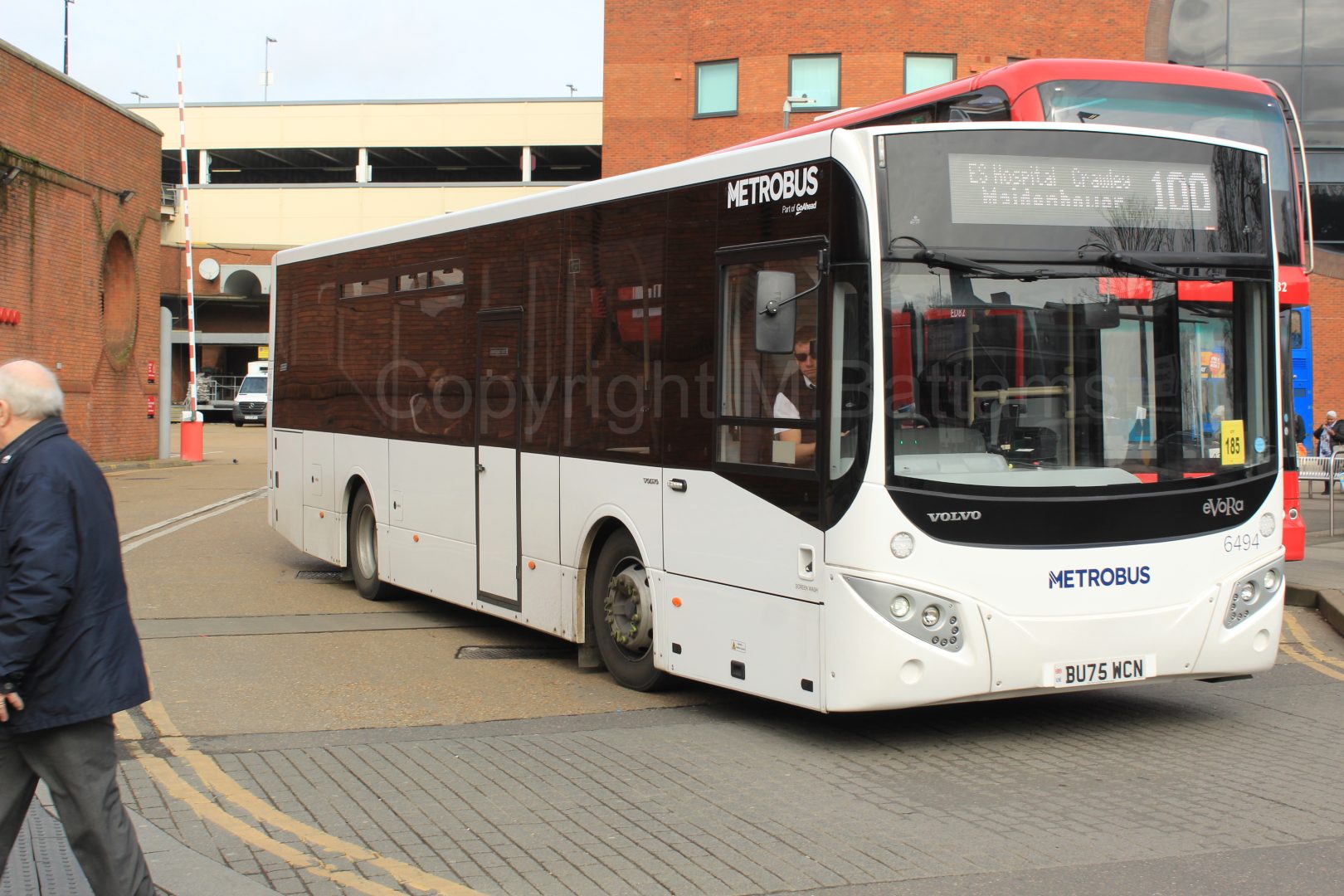 Bus photo 1