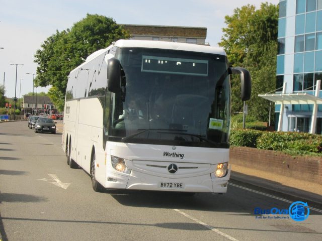 Bus photo 1