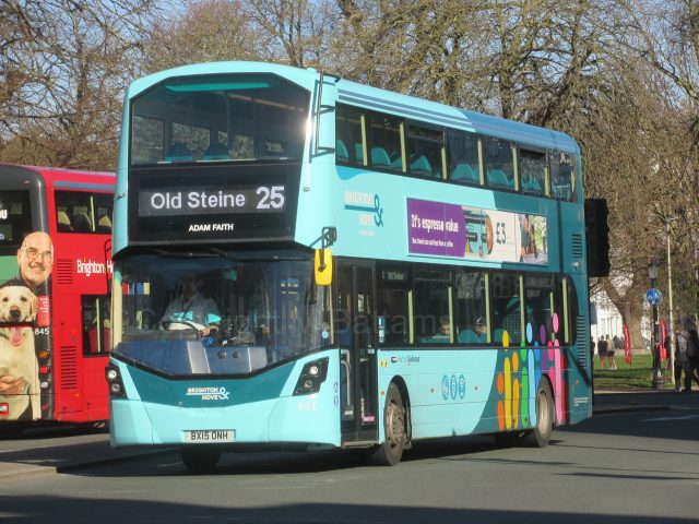 Bus photo 1