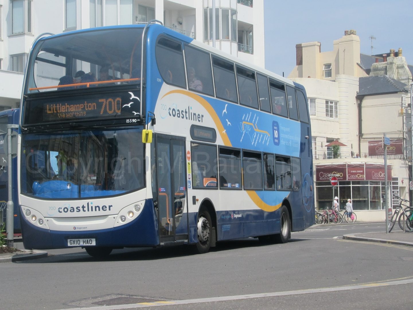 Bus photo 1