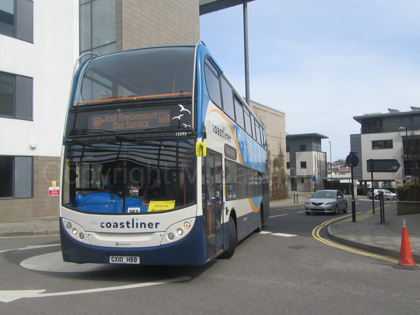 Bus photo 1