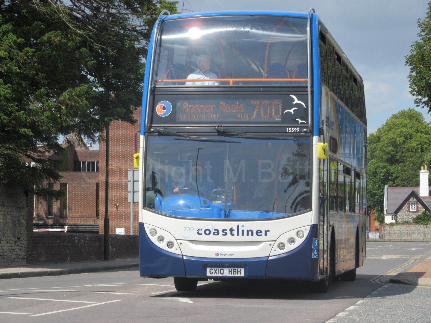 Bus photo 1