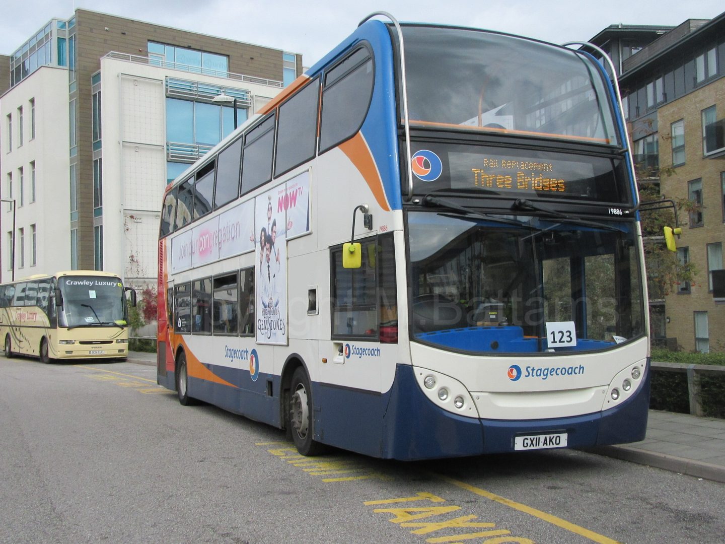 Bus photo 1