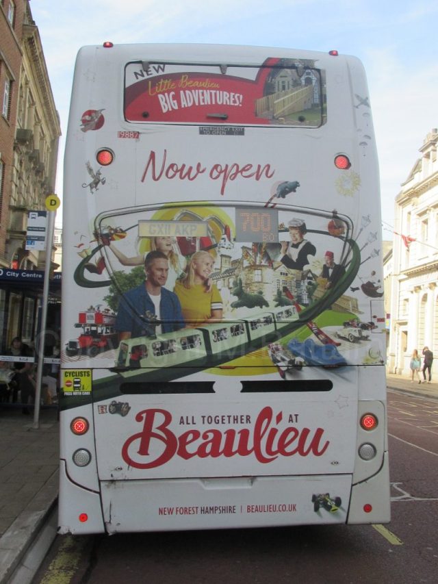 Bus photo 3