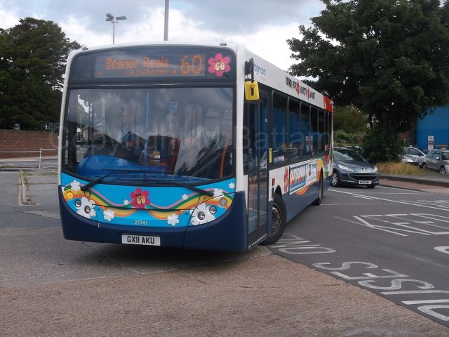 Bus photo 1