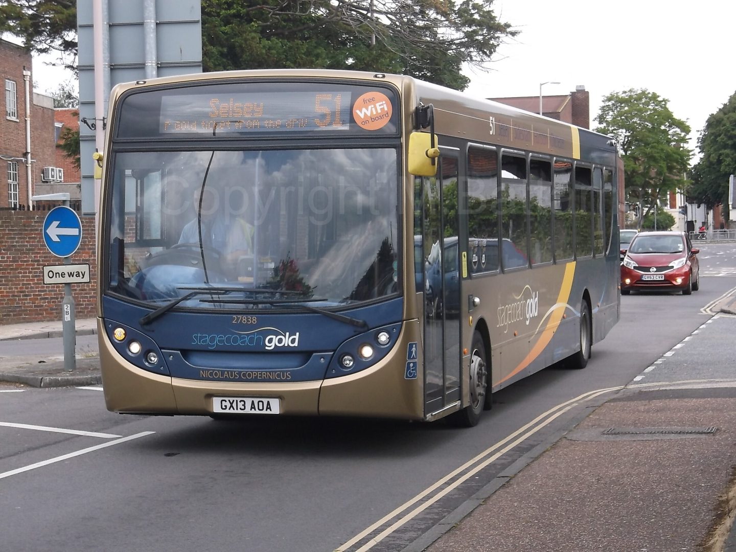 Bus photo 1