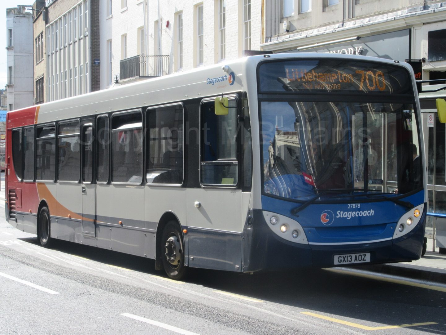 Bus photo 1