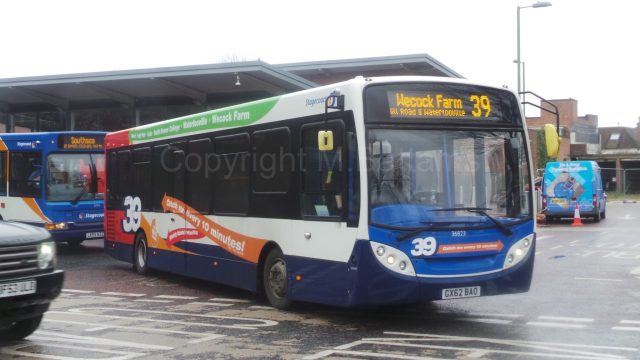 Bus photo 1