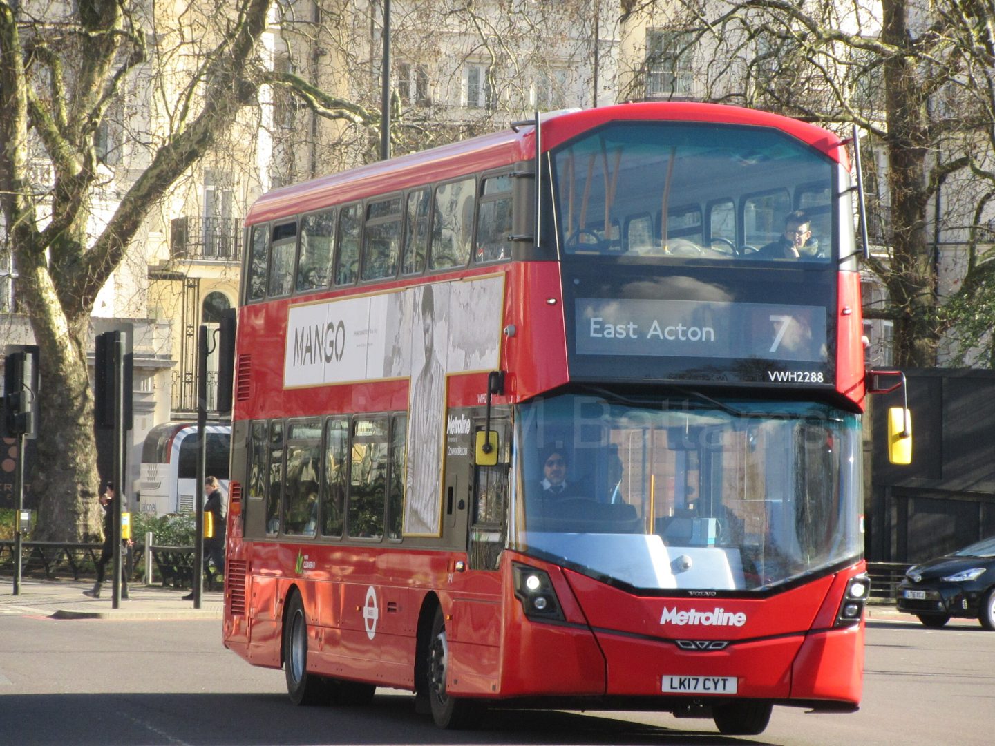 Bus photo 1