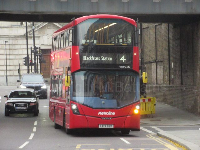 Bus photo 1