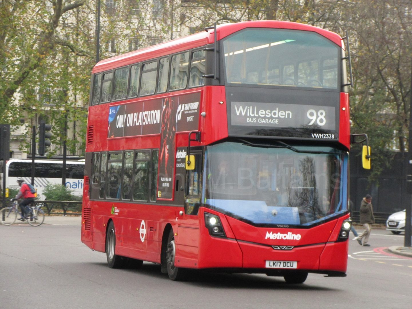 Bus photo 1