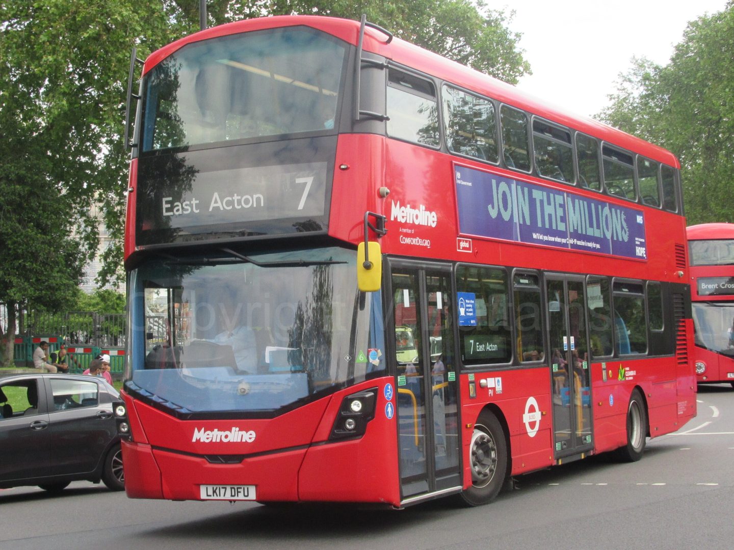 Bus photo 1