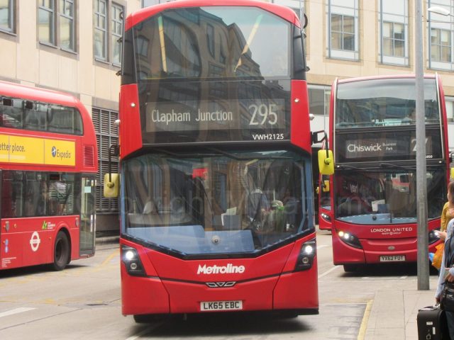 Bus photo 1
