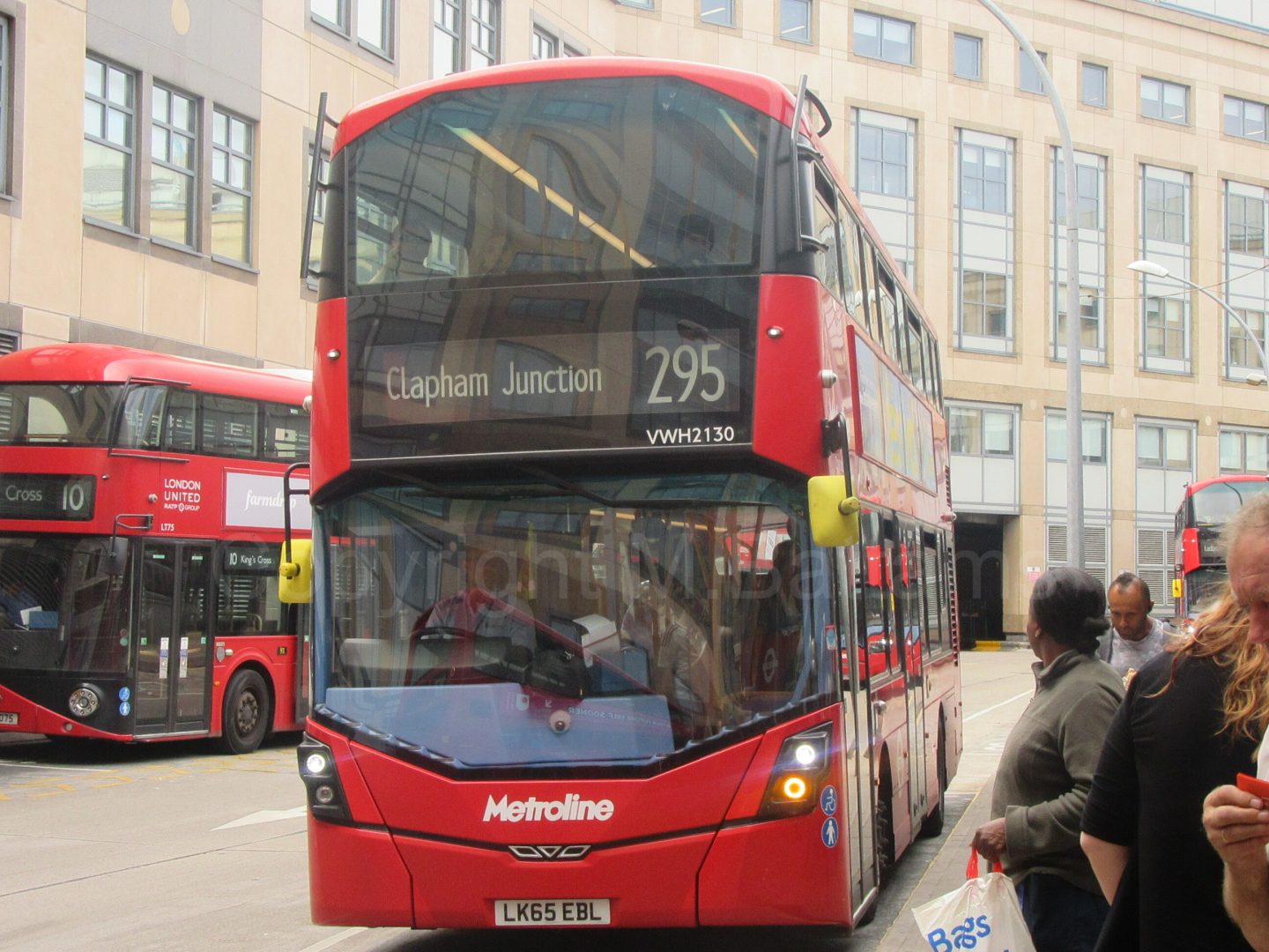 Bus photo 1