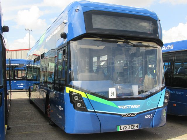 Bus photo 1