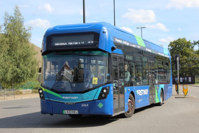 Bus photo 1