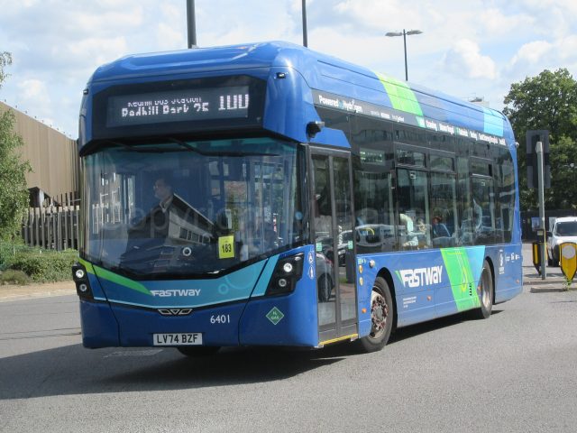 Bus photo 1