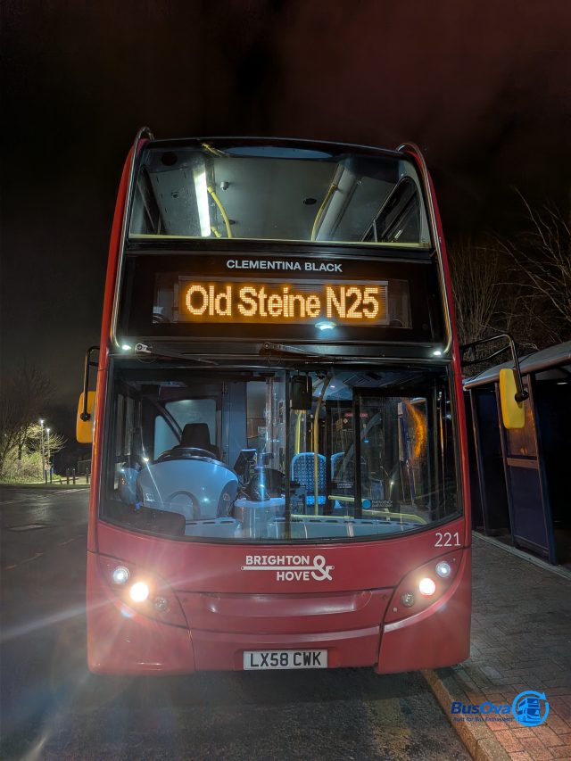Bus photo 5