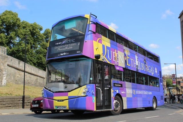Bus photo 1