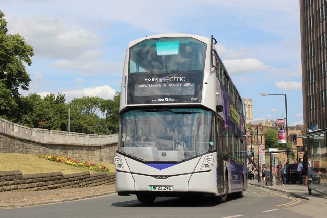 Bus photo 1