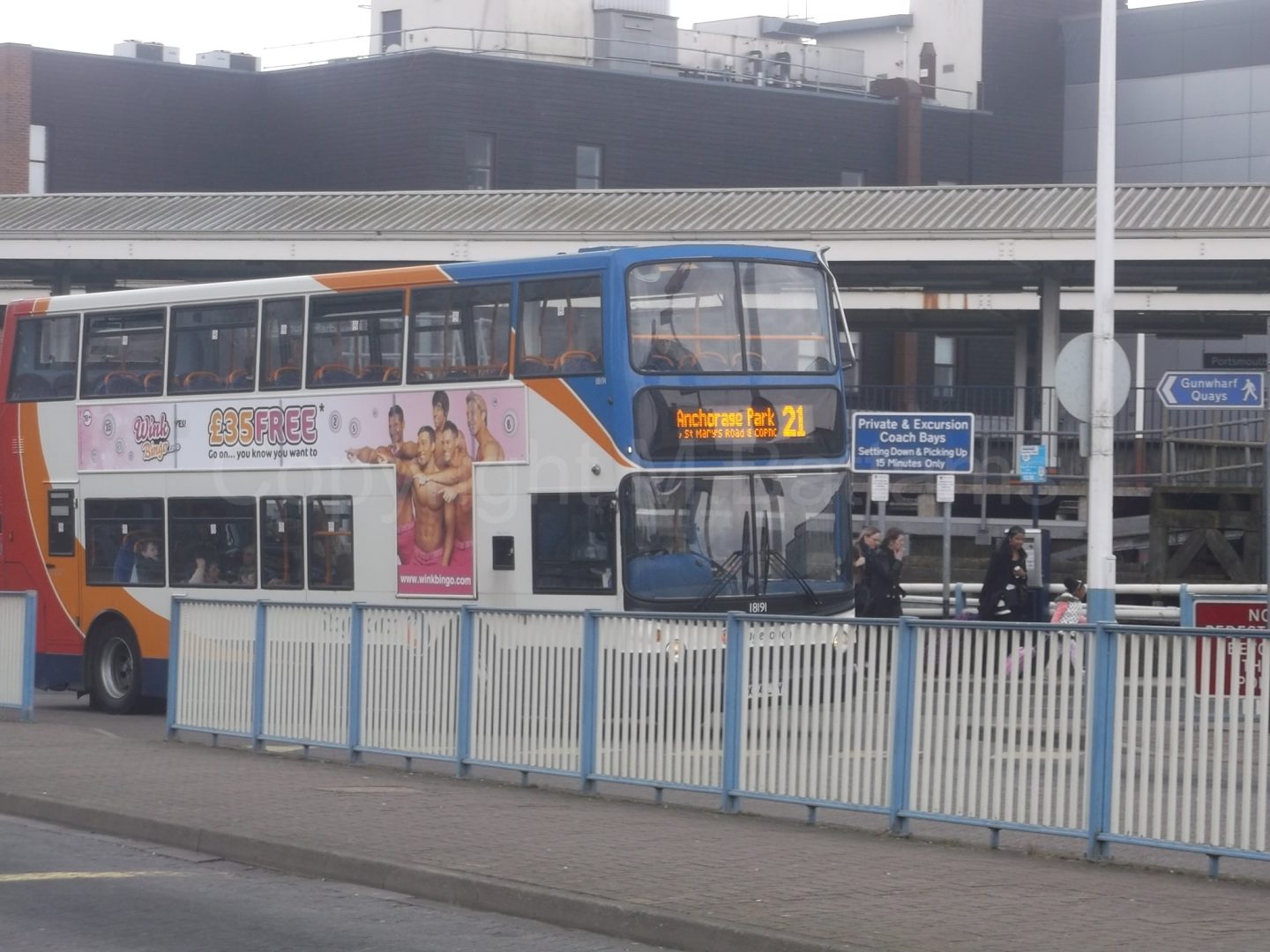 Bus photo 1