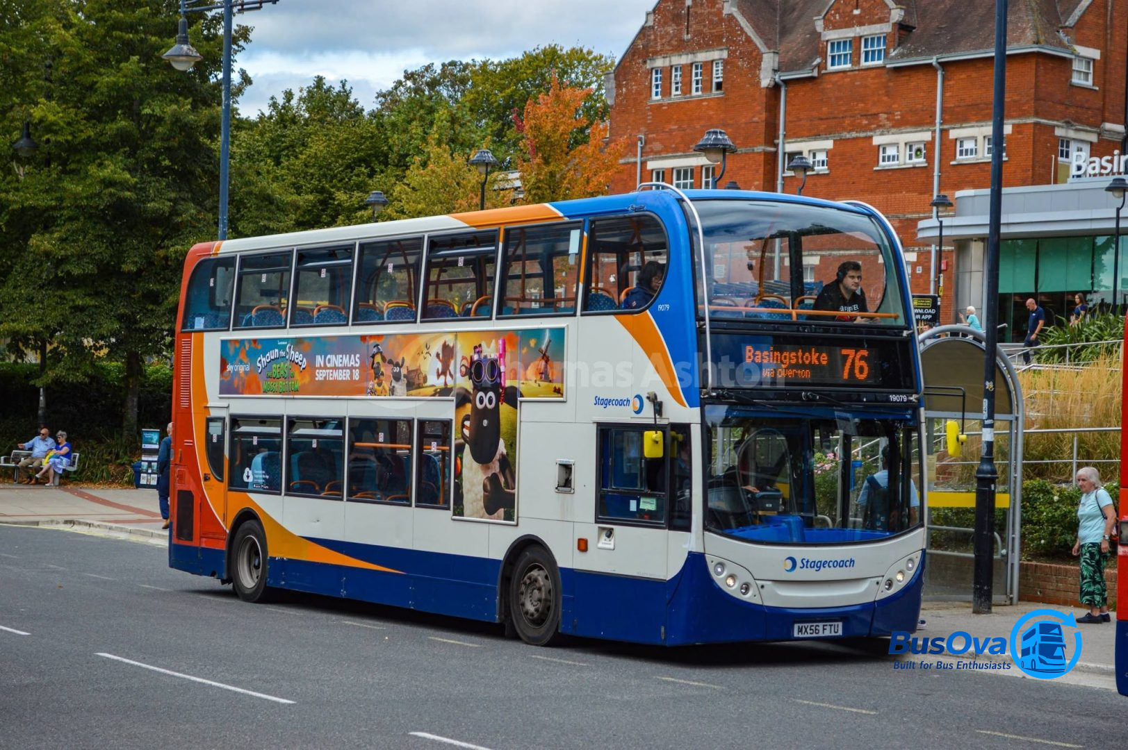 Bus photo 8