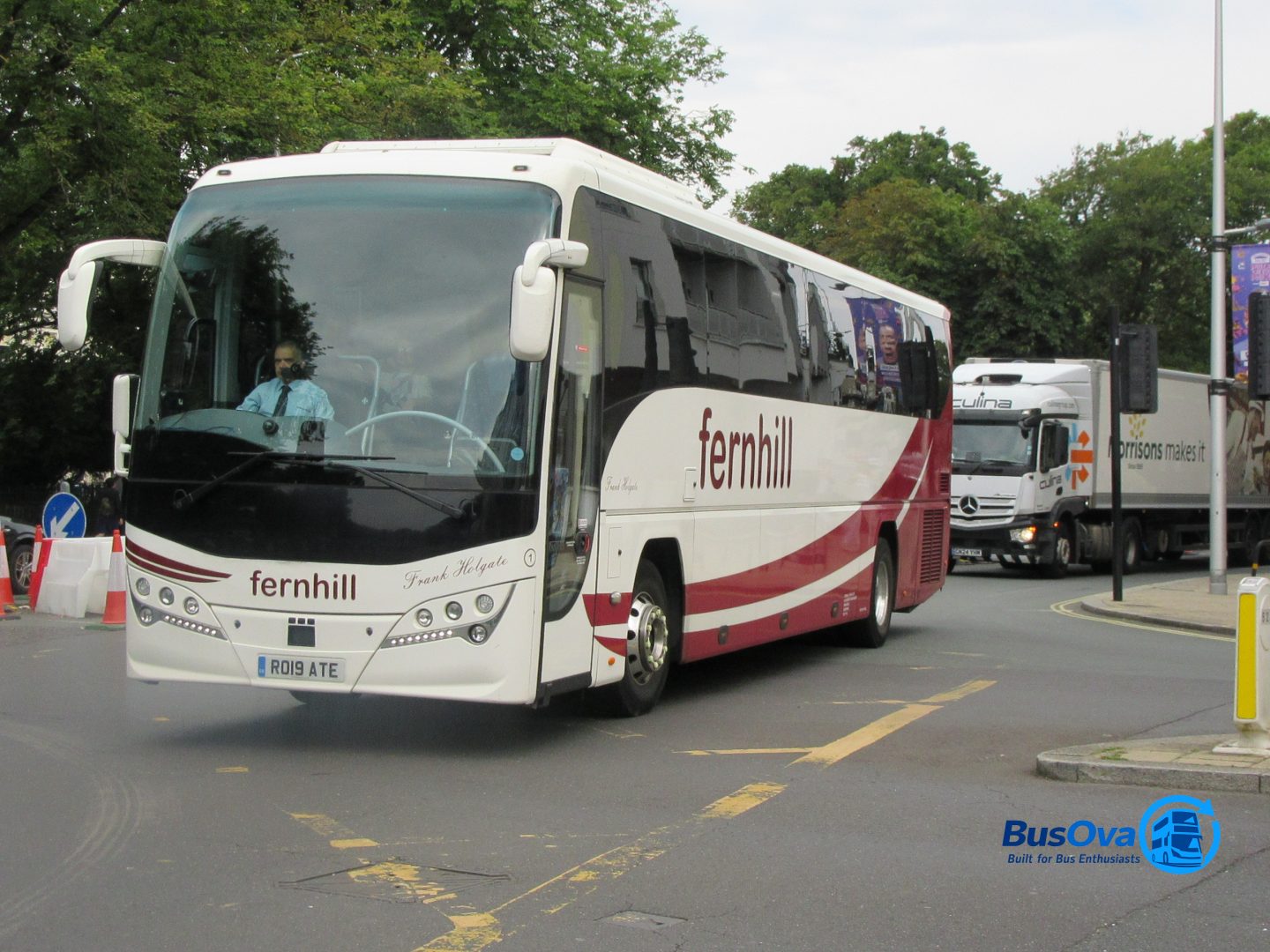 Bus photo 1