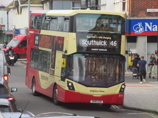 Bus photo 1