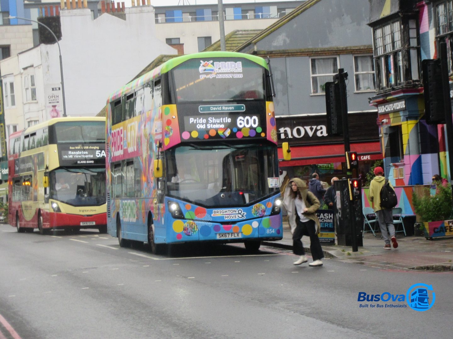 Bus photo 1