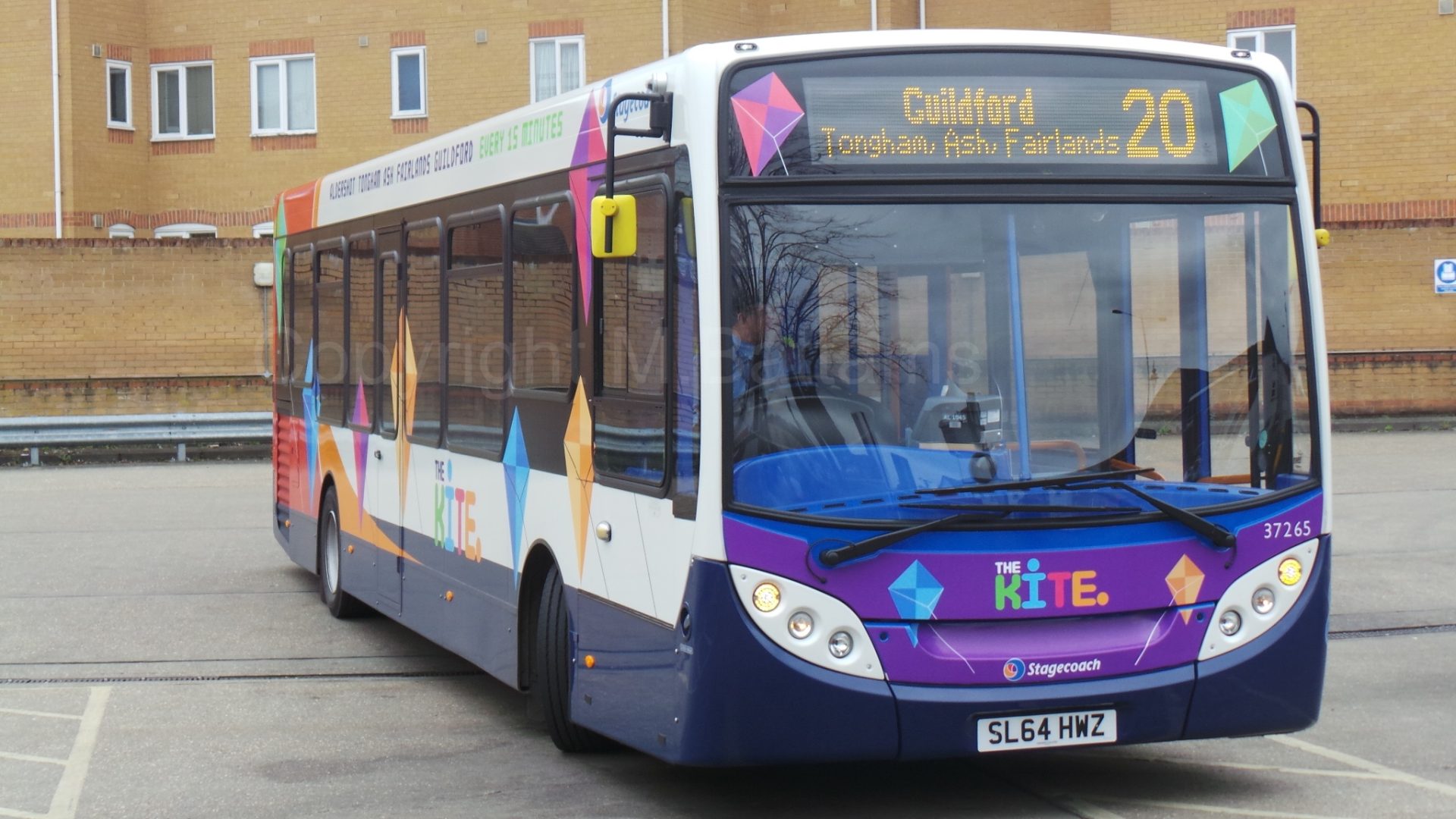 Bus photo 1