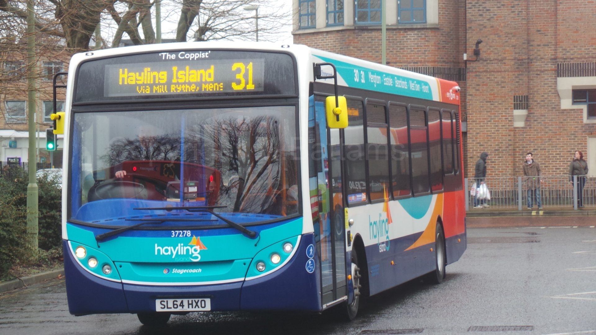 Bus photo 1