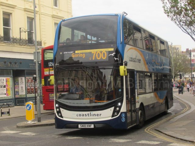 Bus photo 1