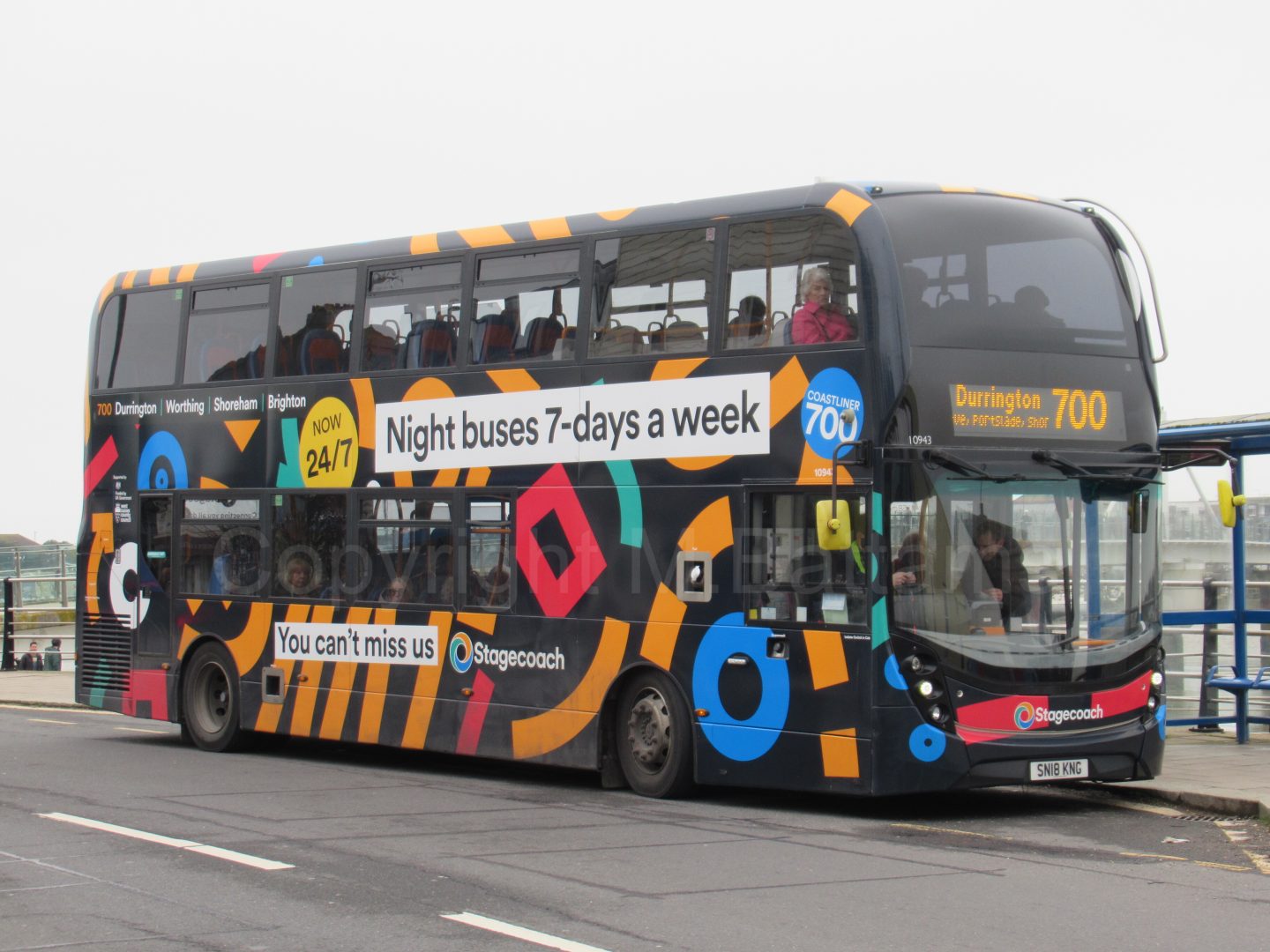 Bus photo 1