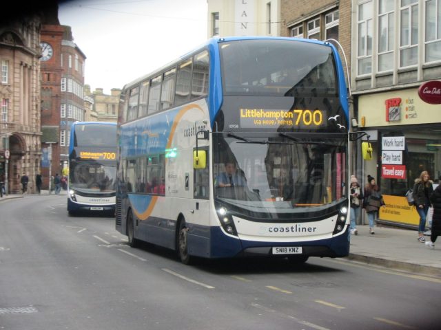 Bus photo 1