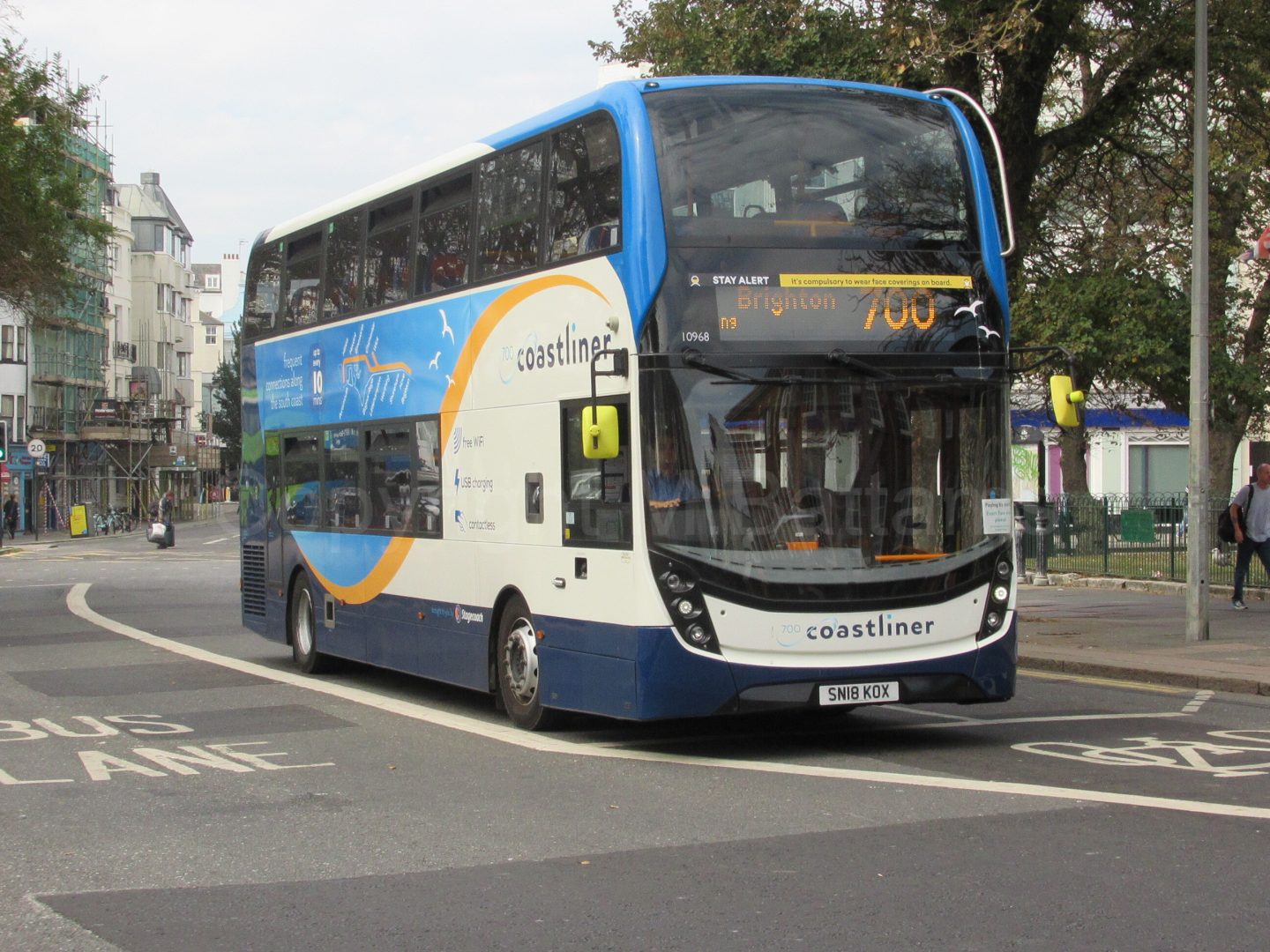 Bus photo 1