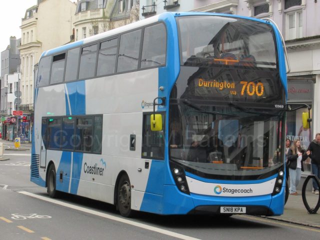 Bus photo 1