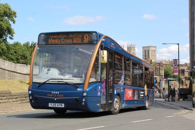 Bus photo 1