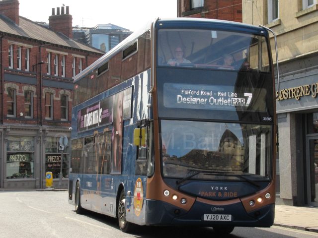 Bus photo 1