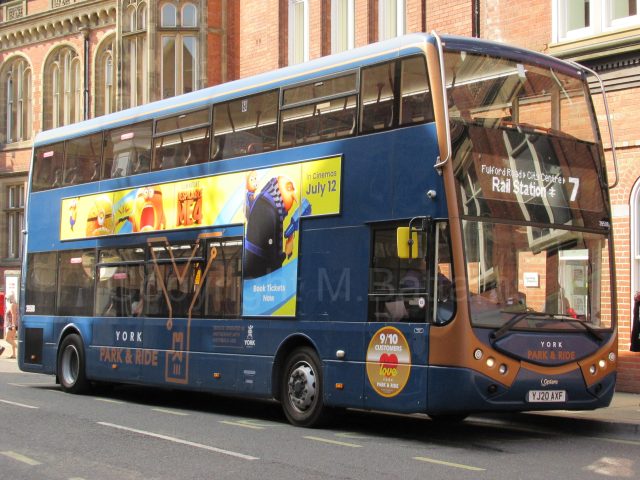 Bus photo 1