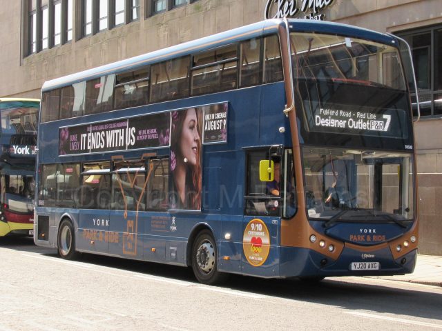 Bus photo 1