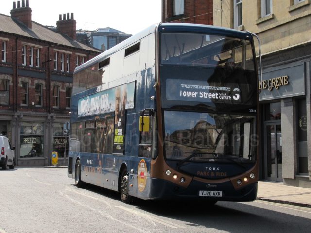 Bus photo 1